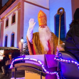 Highlights: Besuch des Nikolaus - Weihnachtsmarkt Fulda